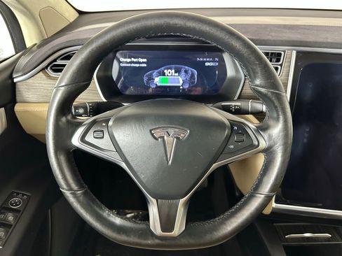 Used 2016 Tesla Model X 90D AWD/4WD image 16