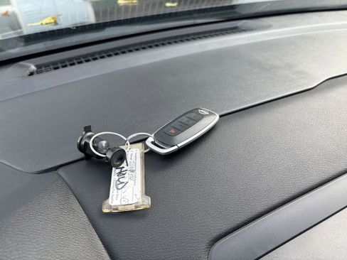 Used 2024 Nissan Sentra SV image 22