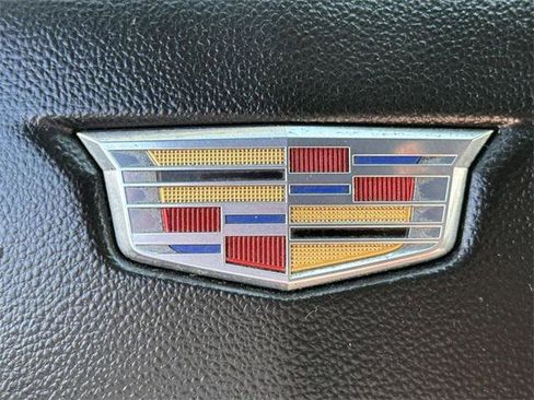 Used 2023 Cadillac XT6 Sport image 25