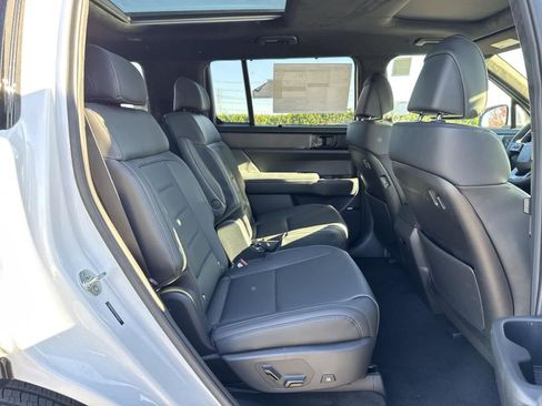 New 2025 Hyundai Santa Fe Calligraphy image 27