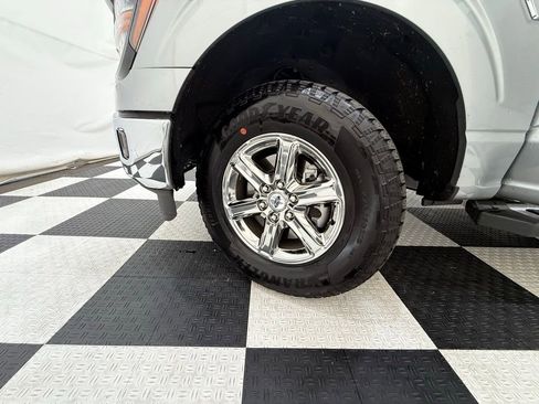 New 2025 Ford F150 XLT w/ Equipment Group 301A Standard image 9