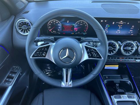 New 2026 Mercedes-Benz GLB 250 image 16