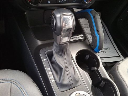 Used 2021 Ford Bronco Black Diamond w/ Sasquatch Package image 14