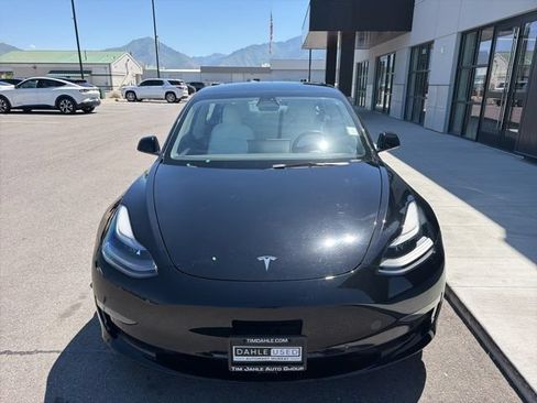 Used 2022 Tesla Model 3 Long Range AWD/4WD image 2