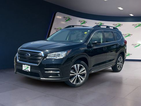 Used 2022 Subaru Ascent Limited w/ Technology Package image 2