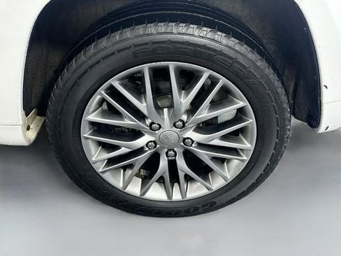 Used 2018 Jeep Grand Cherokee Summit image 33