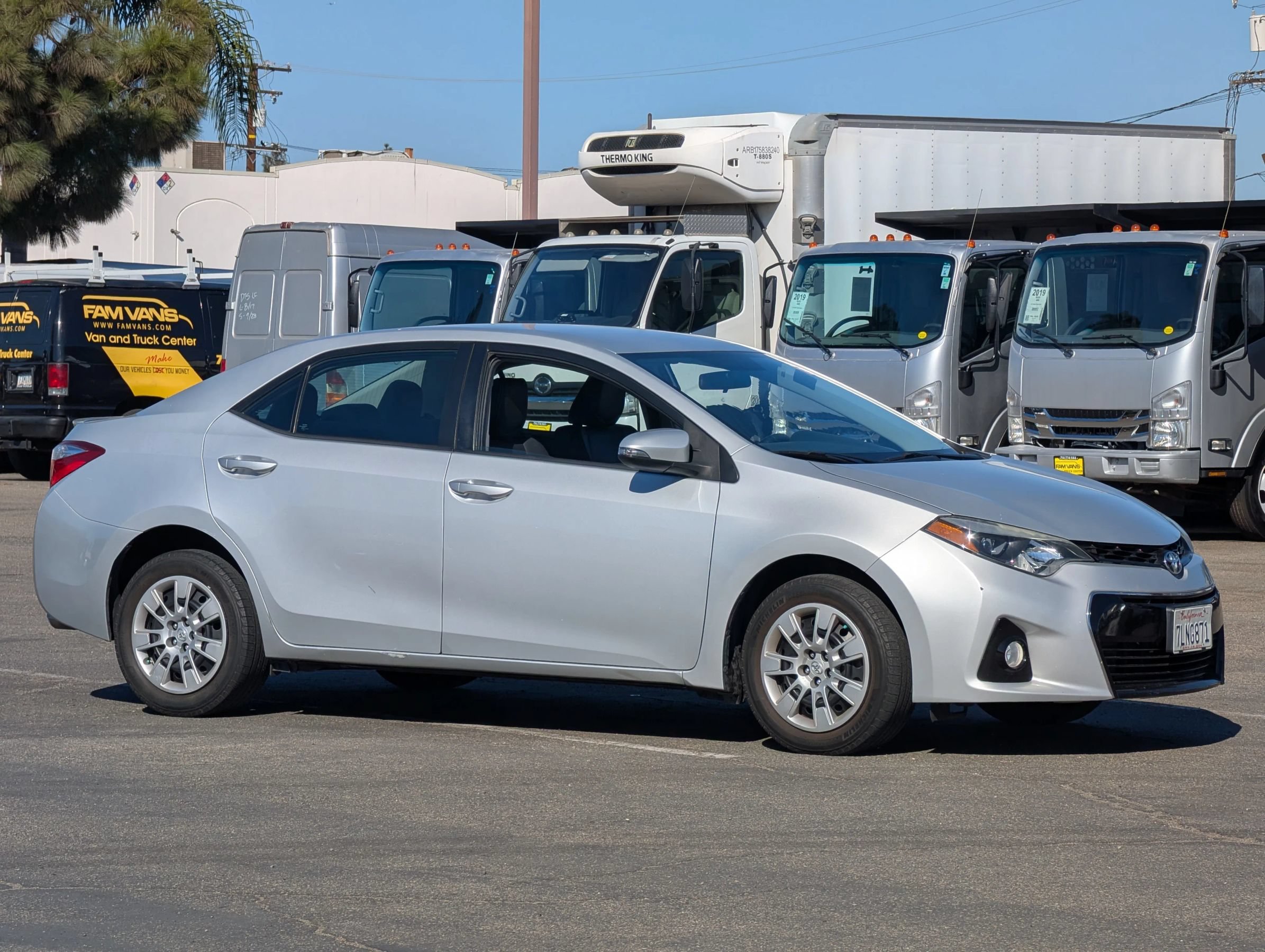 Used 2015 Toyota Corolla S FWD image 1