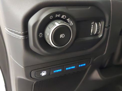 Used 2024 Jeep Wrangler Sahara w/ Technology Group image 23