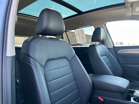 Used 2019 Volkswagen Atlas SEL Premium AWD/4WD image 49