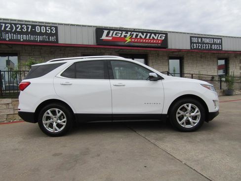 Used 2018 Chevrolet Equinox Premier FWD image 5