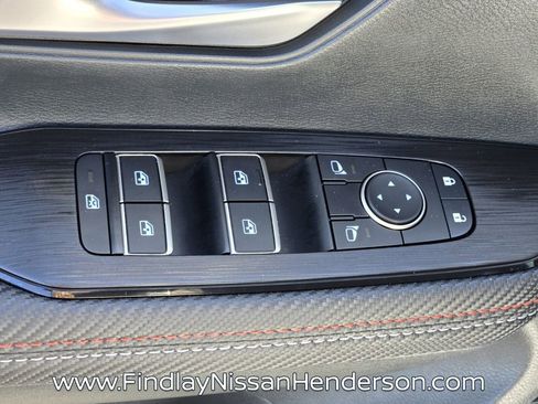 Used 2025 Nissan Kicks SR AWD/4WD image 20