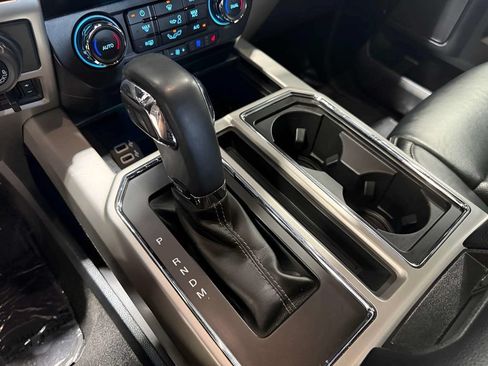 Used 2019 Ford F150 Lariat AWD/4WD image 31