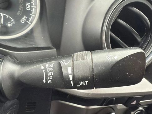 Used 2017 Toyota Tacoma SR5 image 14