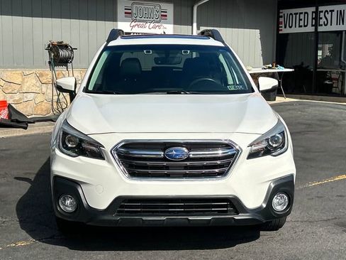 Used 2018 Subaru Outback 2.5i Limited image 9