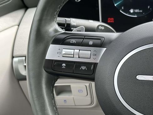 Used 2025 Hyundai Tucson Limited FWD image 25