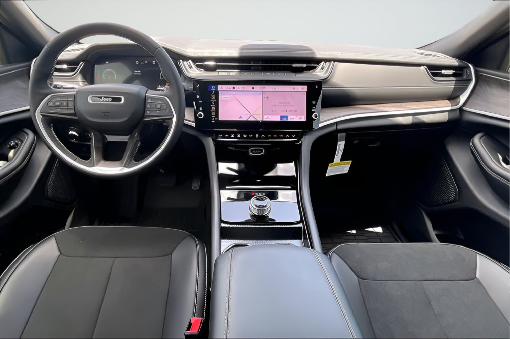 New 2026 Jeep Grand Cherokee Altitude RWD image 6