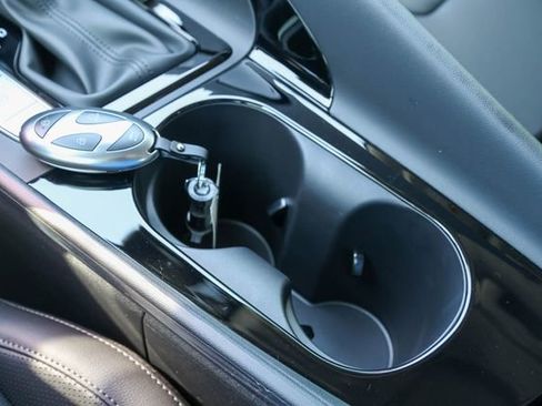 New 2026 Hyundai Elantra Limited FWD image 18