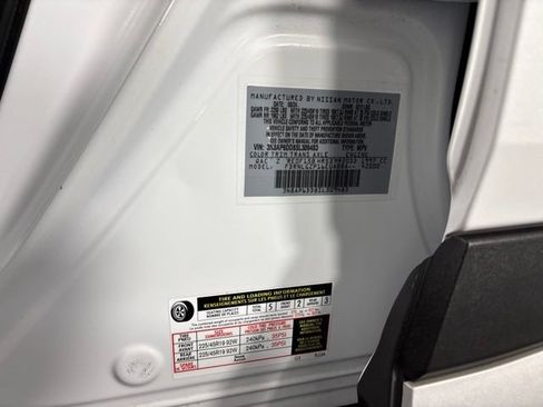 Used 2025 Nissan Kicks SR w/ SR Premium Package AWD/4WD image 19