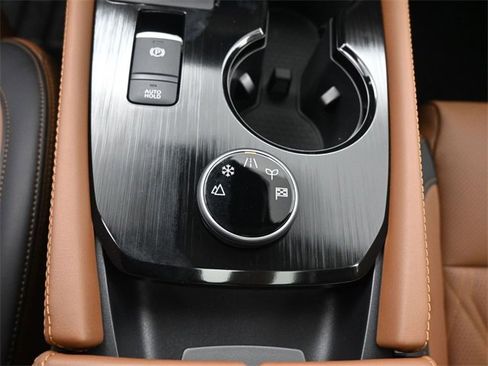 New 2026 Nissan Rogue Platinum w/ Platinum Premium Package image 4