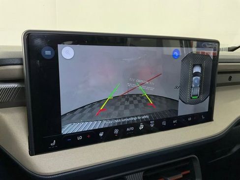 New 2025 Ford Maverick Lariat image 23