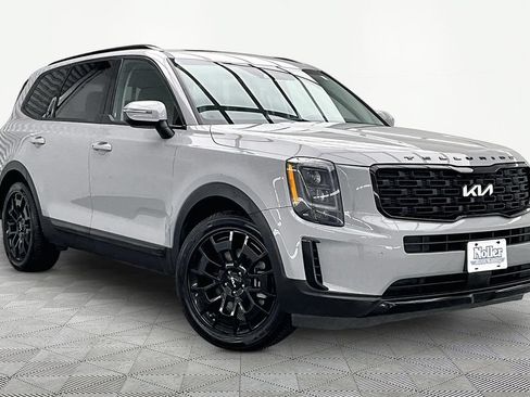 Used 2022 Kia Telluride EX w/ EX Premium Package AWD/4WD image 12