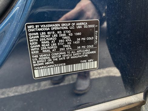 Used 2022 Volkswagen Atlas SEL R-Line image 37