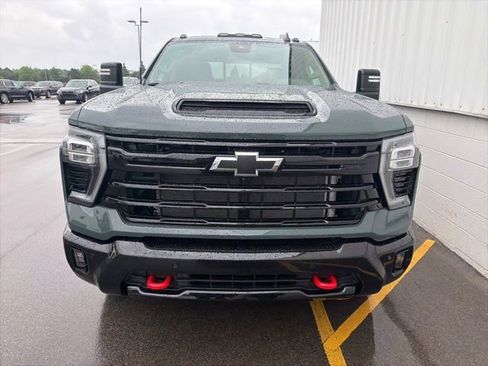 Used 2026 Chevrolet Silverado 2500 LT w/ Trail Boss Package AWD/4WD image 2