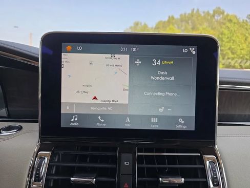 Used 2018 Lincoln Navigator Reserve w/ Technology Package AWD/4WD image 30
