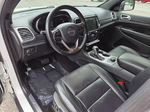 Used 2020 Jeep Grand Cherokee Limited w/ Luxury Group II AWD/4WD image 13