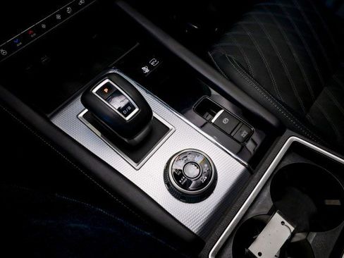 Used 2023 Mitsubishi Outlander SEL 40th Anniversary image 41