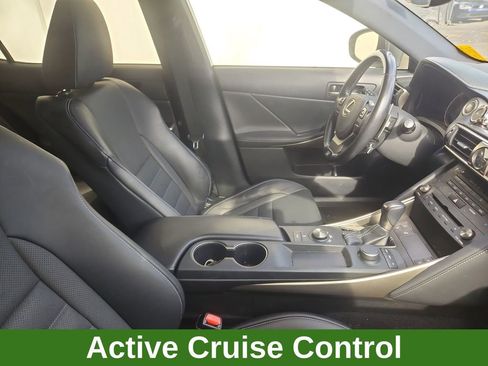 Used 2020 Lexus IS 300 F Sport image 9