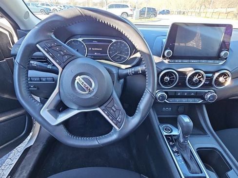 Used 2022 Nissan Sentra SV image 15