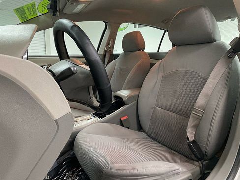 Used 2011 Chevrolet Malibu LS image 9