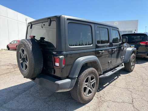 Used 2020 Jeep Wrangler Unlimited Sport S image 3