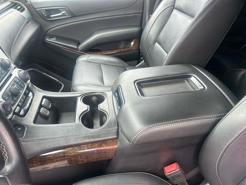 Used 2020 Chevrolet Tahoe LT AWD/4WD image 15