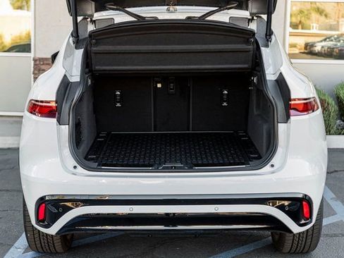 New 2026 Jaguar F-PACE R-Dynamic S image 22