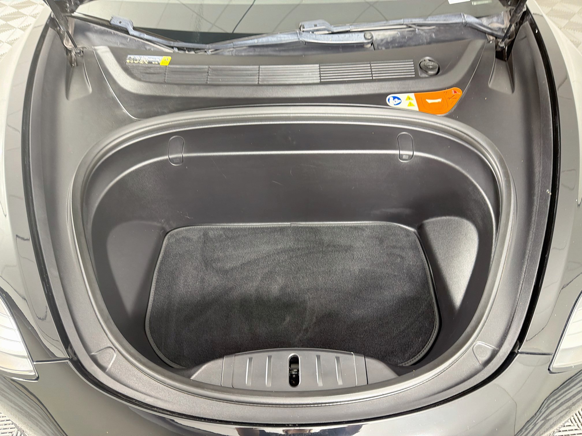 Used 2018 Tesla Model 3 Long Range RWD image 33