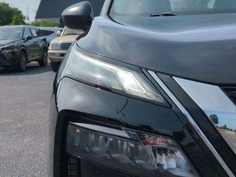 Certified 2021 Nissan Rogue S FWD image 11