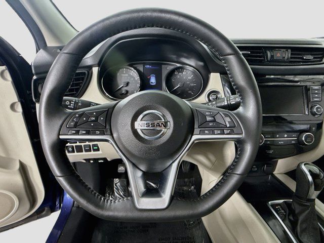 Used 2022 Nissan Rogue Sport SV FWD image 11