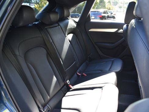 Used 2018 Audi Q3 2.0T Premium Plus w/ Premium Plus Package image 27