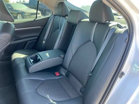 Used 2023 Toyota Camry XSE w/ Cold Weather Package FWD image 17