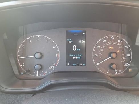 Used 2024 Toyota Corolla SE FWD image 20