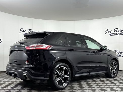 Used 2022 Ford Edge ST image 7