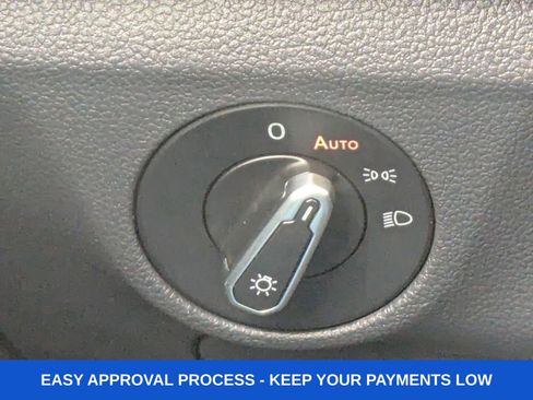 Used 2024 Volkswagen Jetta SE FWD image 38