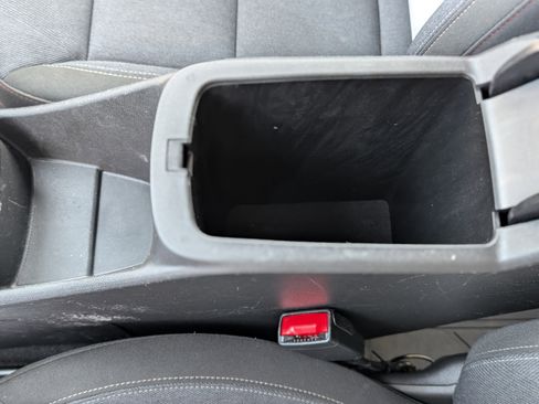 Used 2024 Chevrolet Trax RS w/ Sunroof Package image 24