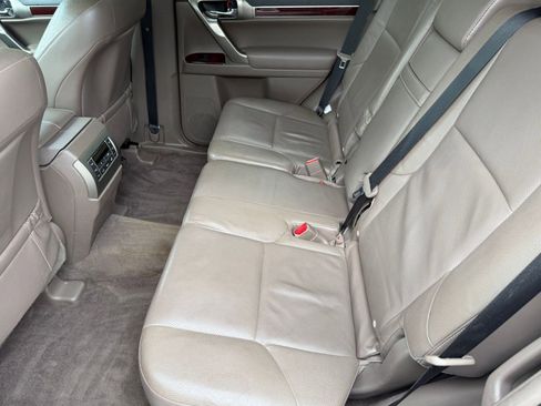 Used 2018 Lexus GX 460 Premium w/ Premium Package AWD/4WD image 15