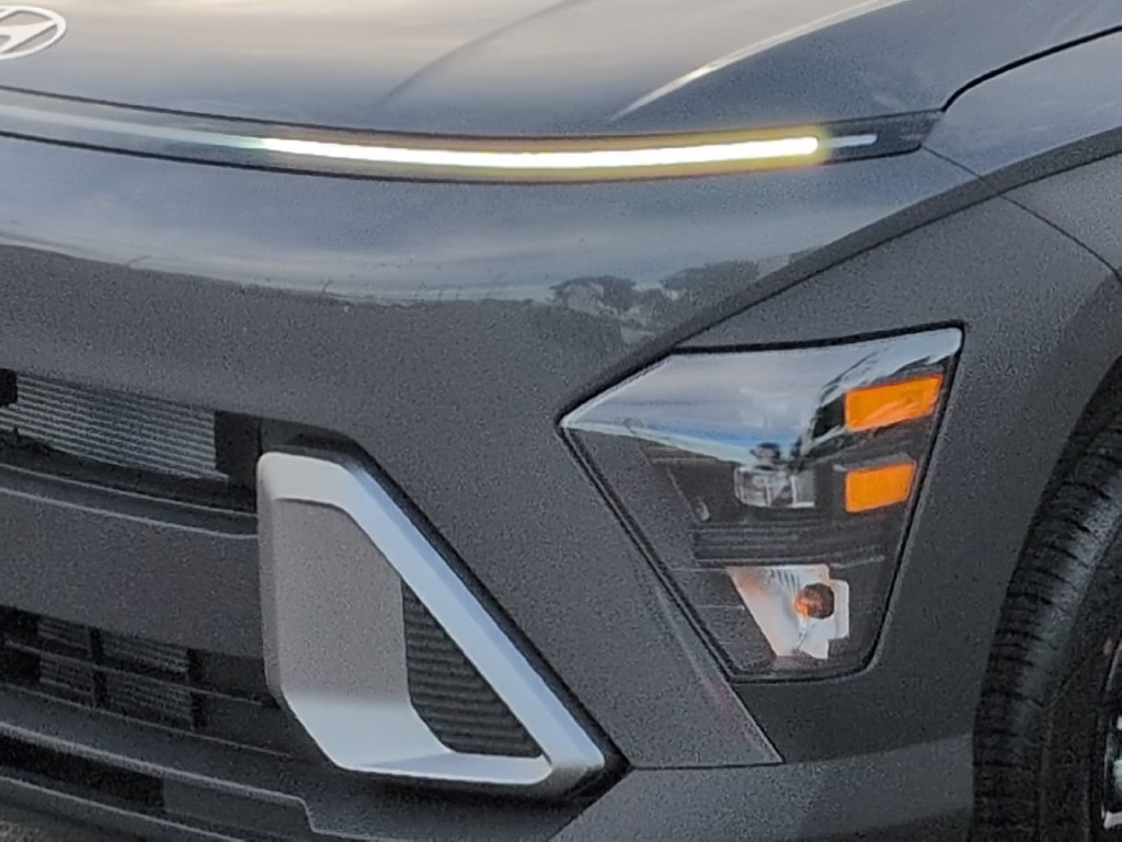 New 2027 Hyundai Kona SEL Sport FWD image 11