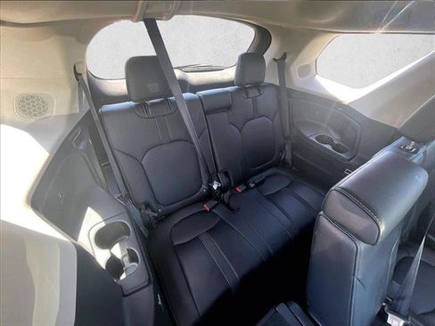 Used 2025 Honda Pilot Touring image 30