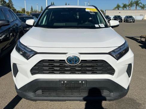 Certified 2022 Toyota RAV4 XLE w/ Convenience Package AWD/4WD image 2