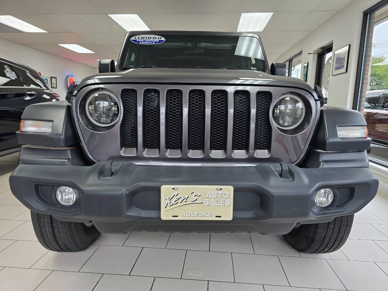 Used 2022 Jeep Wrangler Unlimited Sport AWD/4WD image 6